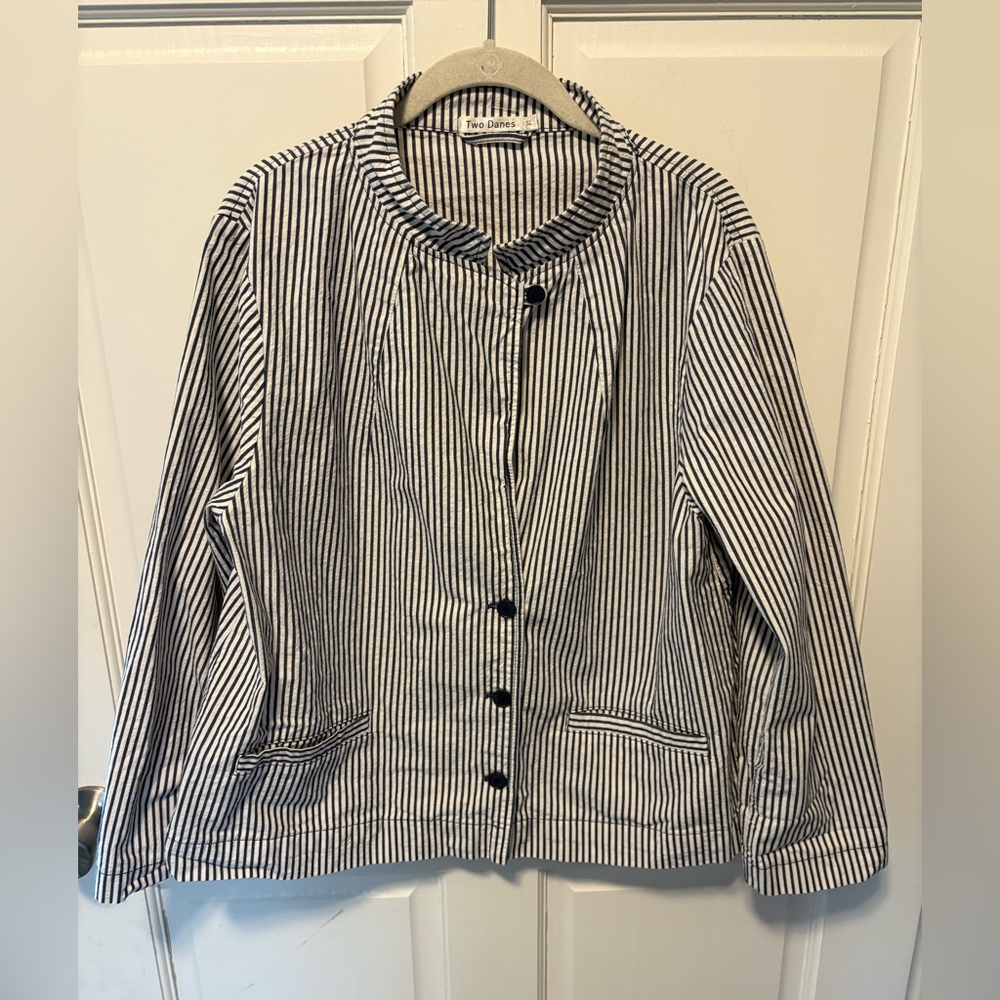 Two Danes cotton striped white navy cotton jacket coat robes size xl x-large